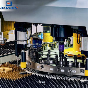 Máquina Combinada <span class=keywords><strong>de</strong></span> Punzonado y Corte Láser CNC ESL300 para Chapa Metálica, Puertas Cortafuegos, Equipos Eléctricos para Ascensores - Product Image 4