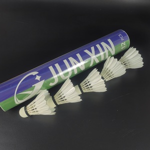 Livraison rapide, MOQ faible, volant de <span class=keywords><strong>badminton</strong></span> JunXin en plumes de canard pour l'entraînement, pour les <span class=keywords><strong>jeux</strong></span> en intérieur/extérieur - Product Image 2