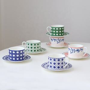 Ensemble de 2 tasses à café et à thé en porcelaine fine européenne de luxe, idéal pour un cadeau - Product Image 4