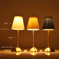 Lampe de table moderne à abat-jour en tissu plissé, en métal, à intensité variable, pour la maison, le salon, la chambre à coucher, lampe de chevet LED rechargeable à commande tactile