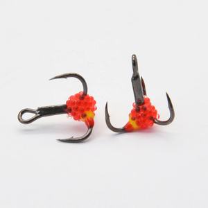 Anzuelos triples de carbono hechos en China Plantillas de pesca en hielo Personalizables Diferentes tamaños y colores - Product Image 2