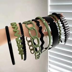 Lot de 9 <span class=keywords><strong>serre</strong></span>-têtes en plastique noir pour filles, accessoires pour cheveux pour femmes, <span class=keywords><strong>serre</strong></span>-tête en <span class=keywords><strong>zigzag</strong></span>, peigne-<span class=keywords><strong>serre</strong></span>-tête avec dents - Product Image 2