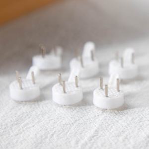 ตะขอแขวน<span class=keywords><strong>ร</strong></span>ับ<span class=keywords><strong>น</strong></span>้ำหนักได้มาก ขนาดเล็ก 2x5 ซม. สำหรับแขวนกรอบ<span class=keywords><strong>ร</strong></span>ูป ติดผ<span class=keywords><strong>น</strong></span>ังแข็ง ไม่ทิ้งรอย ตะขอพลาสติก - Product Image 4