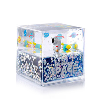 Presse-papiers en cristal en forme de cube avec huile liquide ondulante |   Accessoire de bureau en acrylique 3D pour cadeaux de bureau