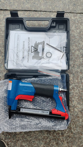 Pistola Neumática para Tapicería, Calibre 21, Corona <span class=keywords><strong>de</strong></span> 1/2 Pulgada <span class=keywords><strong>de</strong></span> Ancho, <span class=keywords><strong>Kit</strong></span> <span class=keywords><strong>de</strong></span> Grapadora Neumática - Product Image 3