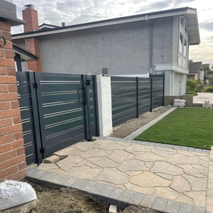 Shengjie hàng rào cửa khóa cửa và hàng rào cột thiết kế tùy chỉnh điện trượt cổng với hàng rào - Product Image 4