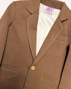 Blazer texturé marron pour garçons, veste élégante pour occasions spéciales, tissu de qualité supérieure et coupe confortable pour enfants - Product Image 3