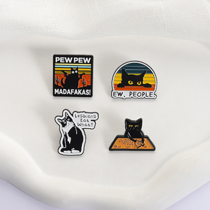 Pew Madafakas Esmalte Pin Ew People Humor Ridicule Cat Lesbians Eat What Broches Solapa Insignia Joyería Regalos para Amiga - Product Image 3