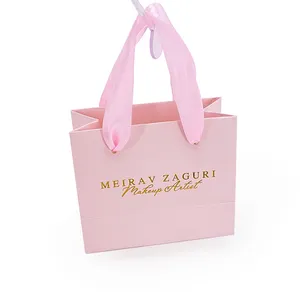 Personalizzato stampato il tuo Logo Shopping Paper Bag con manici a nastro cartone di carta Kraft marrone bianco per gioielli regalo Boutique