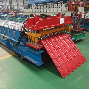 In <span class=keywords><strong>China</strong></span> Hergestellte Farbstahl-Fliesenformmaschine Rollladenmaschine Bambus-Glasur-Herstellungsmaschine - Product Image 2