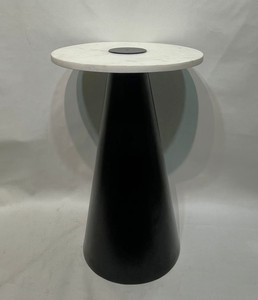 Table d'appoint Halo en obsidienne de haute qualité, meubles modernes de la meilleure qualité à prix de gros. - Product Image 1