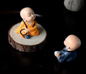 โต๊ะสำนักงานตกแต่งเรซิ่นขนาดเล็ก<span class=keywords><strong>สไตล์</strong></span>จีนพระภิกษุสงฆ์รูปปั้นขนาดเล็กสวนเซนกลางแจ้ง - Product Image 3