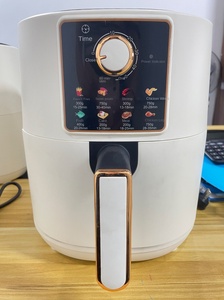 Friteuse à air moderne 4,5 L en plastique, grande capacité, pour frites, four de cuisson domestique, friteuse électrique multifonctionnelle avec protection contre la surchauffe, idéale pour les hôtels - Product Image 4