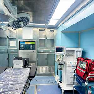 Véhicules d'<span class=keywords><strong>ambulance</strong></span> médicaux chirurgicaux modulaires haute performance avec unité de soins intensifs et stérilisation pour les secours d'urgence - Product Image 4