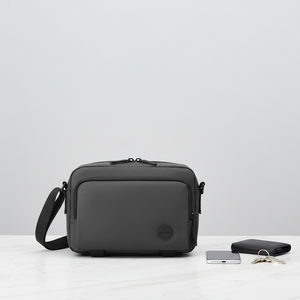 2025 Nouveau Sac Bandoulière Messager Tendance Imperméable avec Logo Personnalisé pour Homme - Product Image 1