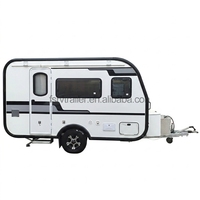 Mini-camper utilitaire tout-terrain moderne personnalisé OEM pour les voyages de loisirs en plein air