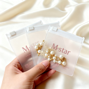 Pochettes à bijoux de logo personnalisé de haute qualité sacs à zip-lock en gros pour emballage cadeau de bijoux - Product Image 2