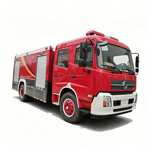 Camión de Bomberos Ligero de 8 Toneladas con Cabina de Doble Fila y Bomba para Protección Contra Incendios en Carreteras Comunitarias y Rurales - Product Image 1