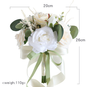 Bouquet de fleurs en soie en gros, fleurs de mariée nouées à la main avec ruban pour fête de mariage, bouquet de roses en soie et d'<span class=keywords><strong>eucalyptus</strong></span> de luxe - Product Image 5