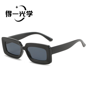 <b>Square</b> <b>Frame</b> <b>Sunglasses</b> Black UV400 Women's Sunshades - Product Image 1
