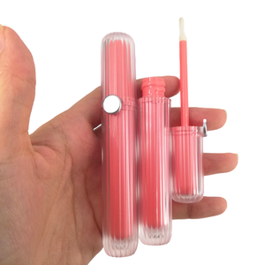 Tubo de Brillo Labial Cuadrado Vacío al por Mayor con Tapa Abatible de 2ml, Envase Cosmético Personalizado con Logotipo de ABS/PETG/AS - Product Image 6