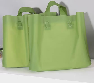 Bolsas <span class=keywords><strong>de</strong></span> Plástico para Compras con Asa, <span class=keywords><strong>Bolsa</strong></span> <span class=keywords><strong>de</strong></span> Mano Esmerilada Negra, Bolsas <span class=keywords><strong>de</strong></span> Mercancía para Boutiques, Bolsas <span class=keywords><strong>de</strong></span> Embalaje para Tiendas <span class=keywords><strong>de</strong></span> Ropa y Joyería - Product Image 3