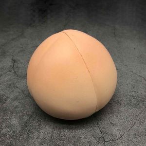 Jouet sensoriel personnalisé en pâte à modeler en forme de pêche à presser, idéal pour l'exercice des mains et comme balle anti-stress pour les cadeaux de fête - Product Image 4