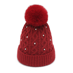 Femmes hiver chaud tricoté chapeau perle fourrure Pom à la mode décontracté bonnet casquette pour filles Skullies Bonnet pour <span class=keywords><strong>Femme</strong></span> Invierno Gorras - Product Image 4