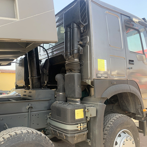 Camion benne HOWO 400 CV 8x4 personnalisé avec compartiment renforcé pour l'assurance qualité - Product Image 3
