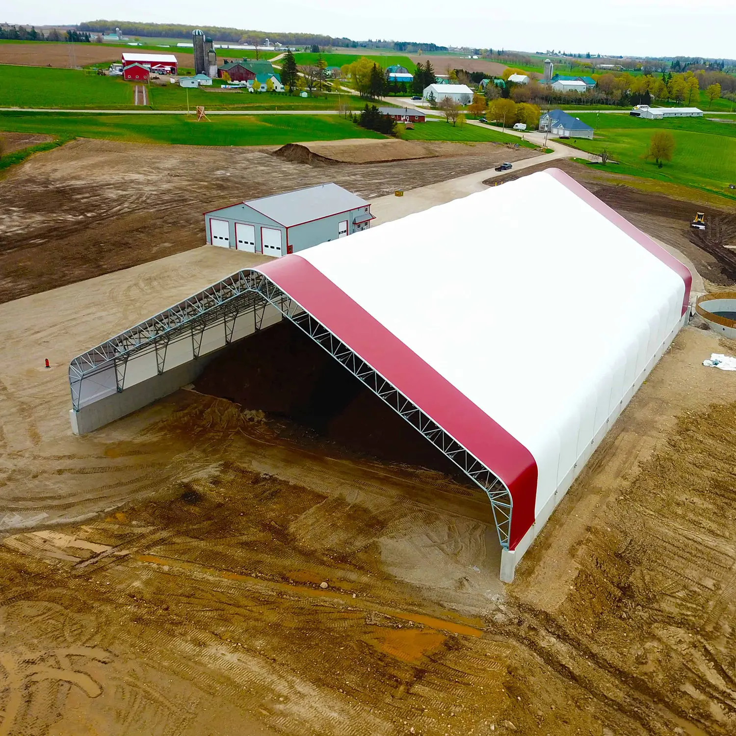 18 x36m struttura in acciaio magazzino edificio prefabbricato capannone di stoccaggio aperto per impieghi gravosi superficie del telaio della finestra della parete in PVC caldo ISO