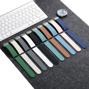 Correa de Reloj Magnética de Silicona de 20mm 22mm con Textura de Litchi y Hebilla Plegable para Relojes Inteligentes Huawei GT4 GT5 Samsung Galaxy - Product Image 1