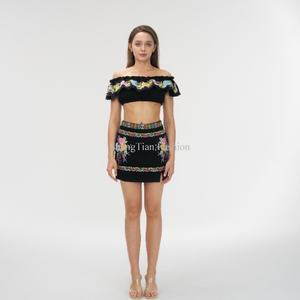 กระโปรงผู้หญิงดีไซน์ใหม่ OEM สำหรับฤดูร้อน สไตล์โบฮีเมียน ปักลายดอกไม้ ผ้าฝ้ายบุซับใน กระโปรงสั้น - Product Image 3