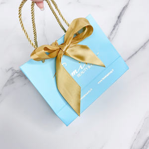 Vente en gros d'usine, petit sac d'emballage pour bijoux 19x7x15cm, ruban de 3,8cm de largeur, sac cadeau, logo personnalisé, sacs en papier pour le shopping - Product Image 4