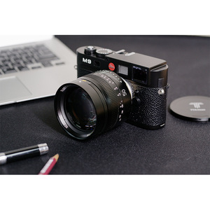 Objectif Mingjiang Optics 50 mm f0.95 plein format pour monture Leica M, photographie de portrait - Product Image 1