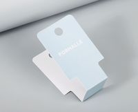 Etiquetas de Cartulina con Código de Barras Personalizadas Más Vendidas para la Industria Textil, Tarjetas de Identificación Plegables de Doble Cara con Orificio para Colgar