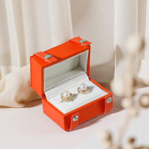 Boîte à bijoux <span class=keywords><strong>portable</strong></span> carrée haut de gamme personnalisée avec boutons-pression aux quatre coins, pour bagues, imprimé BIG TREE, idéale pour la Saint-Valentin - Product Image 3