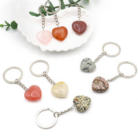 Porte-clés en cristal de pierre précieuse naturelle en forme de cœur pour cadeau de la Saint-Valentin, guérison, amour, protection, énergie, accessoire de sac à bagages de voyage, charme