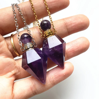Collier pendentif en pierre de bouteille de parfum en forme de losange naturel pour femmes