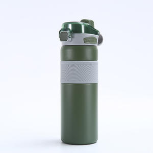 Botella de Agua Reutilizable de Gran Capacidad para Deportes y Viajes, Termo Aislado al Vacío con Pajita - Product Image 4