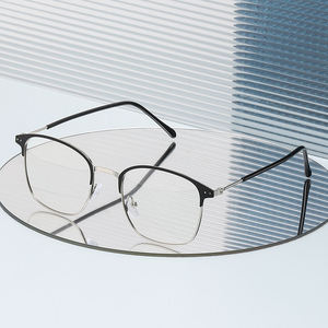 Lunettes photochromiques anti-lumière bleue de créateur de mode lunettes à changement de couleur lunettes bloquant la lumière bleue - Product Image 1