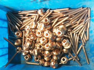 Penangkal petir perlindungan Earthing tembaga murni konduktor petir <span class=keywords><strong>Terminal</strong></span> Udara dengan dasar kuningan