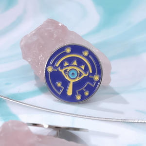 Jogo Japonês Zelda Broche Jogo Adereços Liga Emblema Presente Esmalte Pin - Product Image 5