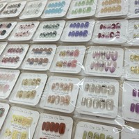 Lot de 10 faux ongles français œil de chat solides à presser, en ABS de haute qualité, forme amande carrée, motifs mixtes aléatoires, prix d'usine