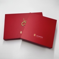 Boîte cadeau magnétique rouge de luxe boîte d'emballage de bijoux/chocolat imprimé de logo personnalisé boîte de papier rigide vitrine cosmétique en gros