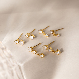 Ensemble de boucles <span class=keywords><strong>d</strong></span>'oreilles J&<span class=keywords><strong>D</strong></span> Jewelry plaquées or 18 carats avec zircone, <span class=keywords><strong>3</strong></span> paires par carte, boucles <span class=keywords><strong>d</strong></span>'oreilles pendantes en acier inoxydable imperméable pour femmes - Product Image 5