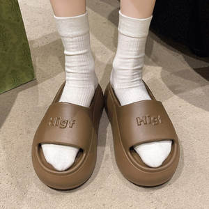 Ciabatte Estive <span class=keywords><strong>da</strong></span> Donna 2025 Personalizzate con Suola Spessa, Nuove Scarpe <span class=keywords><strong>da</strong></span> Spiaggia Antiscivolo in Schiuma Marina, Moda Outdoor, Riciclabili - Product Image 4