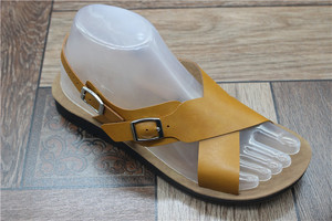 I sandali piatti <span class=keywords><strong>Slip</strong></span>-<span class=keywords><strong>on</strong></span> minimalisti e alla moda da <span class=keywords><strong>uomo</strong></span> sono leggeri e adatti per l'uso quotidiano in spiaggia. size38-47 - Product Image 4