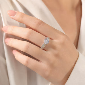 Bague de fiançailles classique en cristal, élégante pour le quotidien, pour femme, vente en gros - Product Image 2