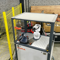 Robot Industrial Compacto KUKA KR6 R700 con Carga Útil de 6 kg, PLC, Caja de Cambios, Motor y Pinza para Manipulación, Recolección y Ensamblaje