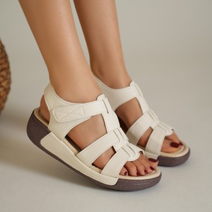 Sandalias de cuña cómodas y casuales de verano para mujer, de cuero genuino, con suela gruesa abierta, transpirables, sin cordones, para uso exterior. - Product Image 2